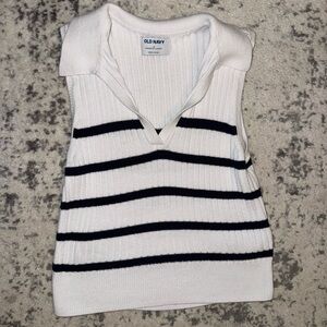 Old Navy Ribbed White Knit sweater vest
